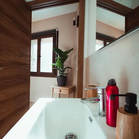 La Fuente De La Quintana 아파트