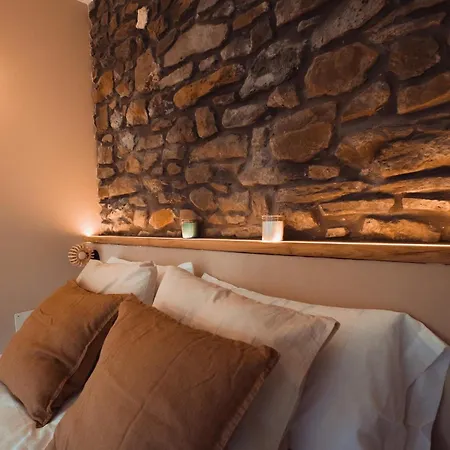 La Fuente De La Quintana *